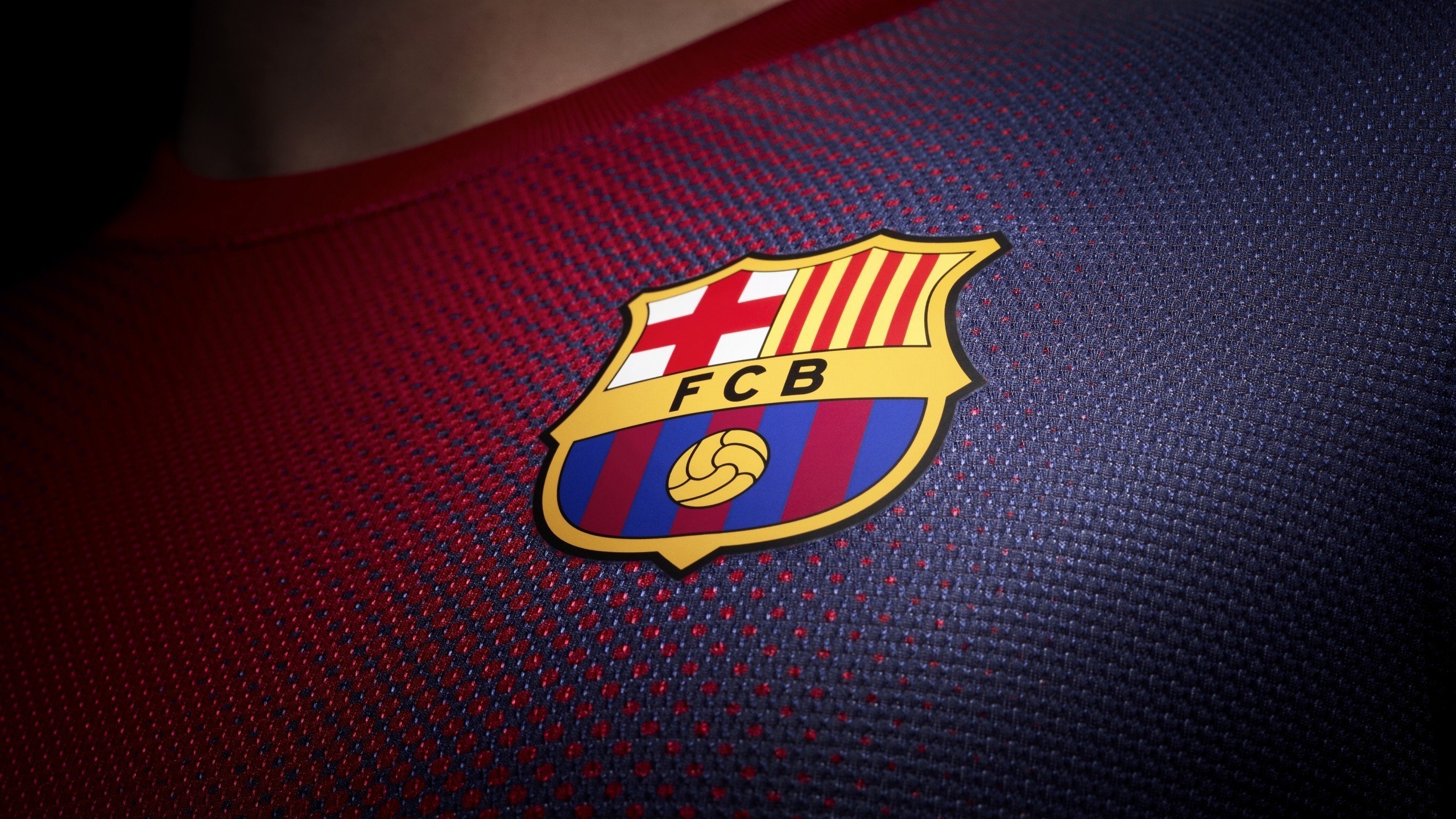 F1 车手在迈阿密站的一场比赛会流汗多少？数据揭秘极限耐力。，f1赛车手kimi